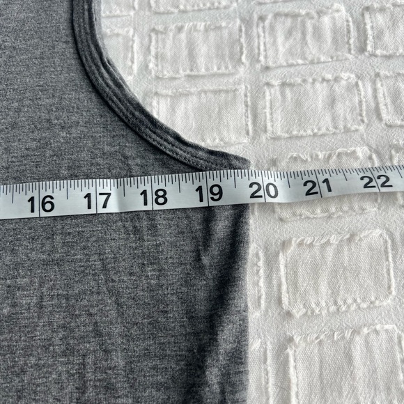 J Crew Scoop neck Drapey Tank Top Great Basic Staple Gray Large - Picture 5 of 6